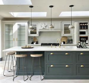 Cuisine de luxe BALOM Villa |   Bois massif personnalisé bicolore |   Ensemble de meubles de cuisine modernes en gros - Product Image 1