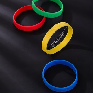 Disponibile Braccialetto Semplice Versatile con Incisione 'Believe Hope Love' Colorato Gioielli Unisex G0175 per Matrimoni e Festività - Product Image 3