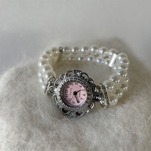 Reloj de Cuarzo Casual para Mujer con Decoración de Diamantes Redondos y Cadena de Perlas de Vidrio, Venta al Por Mayor - Product Image 2