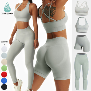 Set Yoga alla Moda OEM <span class=keywords><strong>Abbigliamento</strong></span> da Allenamento Fitness Completo Yoga Senza Cuciture da Donna Pantaloni Sportivi da Palestra Activewear Set da 4 Pezzi <span class=keywords><strong>Abbigliamento</strong></span> da Palestra - Product Image 1