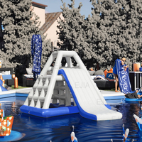Parc aquatique gonflable en PVC personnalisé, toboggan triangulaire et pyramide d'escalade, jouets 5x3x3m pour la maison et l'école