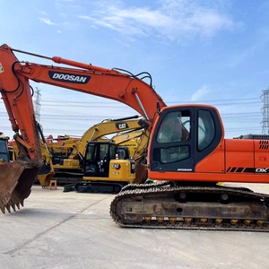 Excavadora de cadenas usada DOOSAN DX225LCA de 22 toneladas para trabajos pesados, con motor y caja de cambios, ideal para terraplenes comerciales complejos y estabilización de terrenos. - Product Image 5