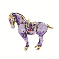 Broche Émail Style Chinois Cheval Tang Peinte à la Main Plaqué Or Élégante Accessoire de Costume pour Homme Cadeau de Luxe pour Fête