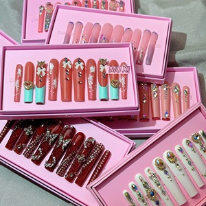 Vente en Gros Lot de 10 <span class=keywords><strong>Kit</strong></span> Combiné <span class=keywords><strong>Ongles</strong></span> à Presser avec <span class=keywords><strong>Faux</strong></span> Cils Logo Personnalisé <span class=keywords><strong>Faux</strong></span> <span class=keywords><strong>Ongles</strong></span> Acryliques Couverture Complète avec Colle - Product Image 3