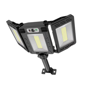 Projecteur solaire à 3 têtes LED pour montage mural extérieur avec télécommande pour l'éclairage des allées de jardin - Product Image 1
