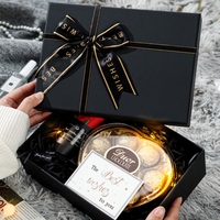 Benutzer definierte Geschenk box mit Band, benutzer definierte Hochzeit Luxus papier Geschenk boxen mit Logo Drucks ervice Verpackung Lieferanten papier