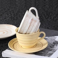 Ensemble tasse à café et soucoupe en céramique à relief sous glaçure, haute qualité, pour usage professionnel, compatible lave-vaisselle, écologique, tasse à lait brossée