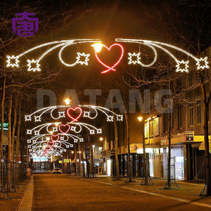 Lampadaires de Noël extérieurs étanches à motif croisé pour les rues de la ville - Product Image 4