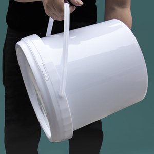 Secchiello per salsa di plastica bianca LEADLOONG 15L con coperchio ispessito con pel di mangime chimico a pel vuoto - Product Image 3