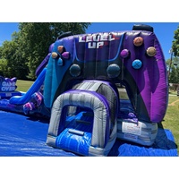 Rumah Kastil Tiup Kombinasi Permainan Bounce House Esport Spawn yang Dapat Disesuaikan dengan Seluncuran Basah untuk Bisnis Penyewaan Pesta
