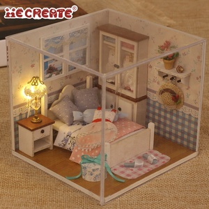 IIECREATE Mini Modelo <span class=keywords><strong>de</strong></span> Madera para <span class=keywords><strong>Casa</strong></span> <span class=keywords><strong>de</strong></span> <span class=keywords><strong>Muñecas</strong></span>, Excelente Decoración para Dormitorio con Luz Cálida, Regalo Perfecto - Product Image 5