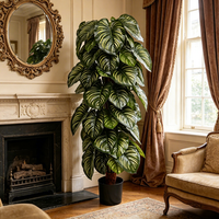 Plantes artificielles en pot pour la décoration intérieure : Monstera, Selloum, Calathea, Totem Plant, arrangements floraux pour événements