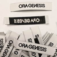 Étiquettes de col personnalisées OEM/ODM avec logo imprimé, motif à pois en satin, design de niche à grille, découpées au laser, en rouleau