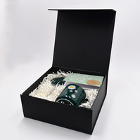 Boîtes cadeaux rigides magnétiques de luxe noires mates avec logo personnalisé, doublure en éponge, laminage mat, matériaux recyclés, marque premium