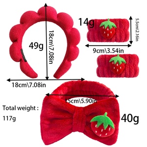 Diadema de dibujos animados con lazo de fresa para mujer, diadema alta con diseño de nube, multiusos para lavarse la cara, cuidado de la piel y el cabello - Product Image 3