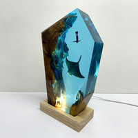 Ornamen resin kayu solid, ikan kelelawar, ikan setan, suasana laut, lampu malam, hadiah kreatif Natal lintas batas