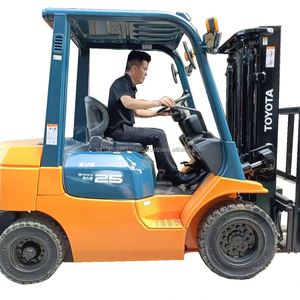 Motor Diésel para Mástil de 2/3 Etapas para la Industria Minorista, Montacargas FD30 Usado de 3 Toneladas de Capacidad, 1 Año de Garantía, Buen Estado - Product Image 1