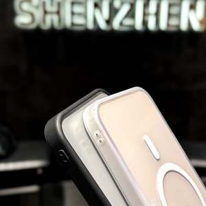 <span class=keywords><strong>Coque</strong></span> de téléphone antichoc TPU + PC Ins de charge sans fil magnétique forte à changement de couleur pour <span class=keywords><strong>12</strong></span> 16 <span class=keywords><strong>Pro</strong></span> <span class=keywords><strong>Max</strong></span> 17 Air - Product Image 6