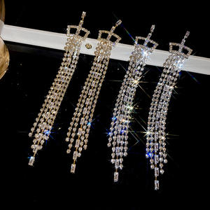 Pendientes de lujo para mujer, largos, con borlas, de circonita y diamantes de imitación, con aguja de plata, ideales para fiestas de boda y cenas. - Product Image 2