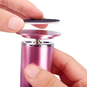 Amoladora eléctrica para pies, amoladora de pies automática para el hogar, pedicura, elimina los callos de piel muerta, hermosa máquina de pedicura para pies - Product Image 5