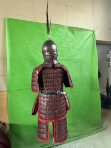 Antike chinesische Söndervölkerungs-Ziegelschildrüstung aus der Song-Dynastie, Kriegerkostüm mit Federhelm für historische Reenactments und Bühnenauftritte - Product Image 6