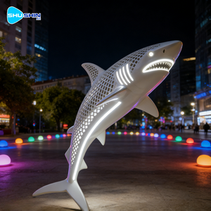 Скульптура акулы из нержавеющей стали с полированным современным дизайном креста для парков и садов - Product Image 2