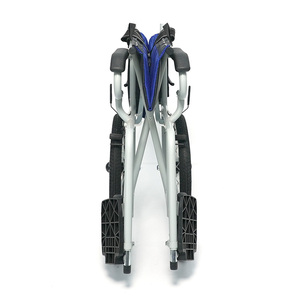 Sedia a Rotelle Manuale in Acciaio al Carbonio, Leggera e Compatta, con Cuscino Traspirante, Capacità 100kg, Design Pieghevole per Viaggi e Uso Quotidiano - Product Image 6