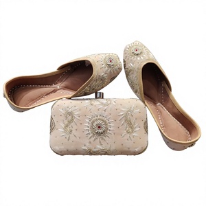 BS International BI-01 - Calzado nupcial de cuero genuino para hombre, con bordado tradicional de Rajastán, a precio competitivo - Product Image 2