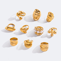 Bague Chunky Dorée pour Femme, Style Vintage Français, en Acier Inoxydable, avec Cœur en Dôme et Perles – Vente en Gros