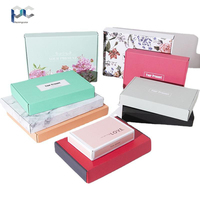 Boîte d'expédition postale personnalisée avec impression de design, boîte pliante en carton ondulé pour l'envoi par avion, emballage en papier pour colis postaux