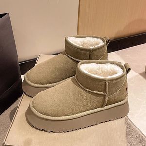 <span class=keywords><strong>Bottes</strong></span> courtes en cuir véritable pour femmes, à semelle épaisse, doublées, antidérapantes, chaudes, pour la randonnée en plein air, <span class=keywords><strong>bottes</strong></span> de neige classiques miniatures pour l'hiver - Product Image 3