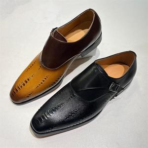 รองเท้าสั่งทำคุณภาพสูงสำหรับผู้ชาย ชุดครบเซ็ตพร้อมหัวเข็มขัดแบบพระสงฆ์ รองเท้าแต่งงานและรองเท้าอ็อกซ์ฟอร์ดสำหรับผู้ชายแบบสั่งทำพิเศษ - Product Image 1
