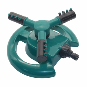 Arroseur de pelouse à 360 degrés, pulvérisation d'eau rotative automatique, arroseur d'irrigation de pelouse, outils de jardinage - Product Image 1