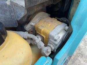 Mini Retroexcavadora Coreana Usada de 1 Tonelada, Excavadora Kubota U10 con Cuchilla, Excavadora Kubota U10 de Segunda Mano sin Cabina a Precio de Fábrica - Product Image 4