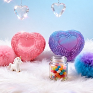 Nuevo Juguete Antiestrés en Forma de Corazón, Pelota de Peluche Transfronteriza, Juguete Luminoso para Niños, Fabricante Mayorista - Product Image 2