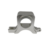 Supports en aluminium usinés CNC sur mesure, supports de montage de moteur multi-trous, fabrication OEM non standard