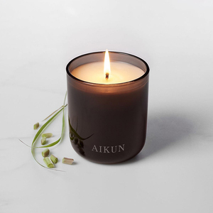 Velas Aromáticas de Primera Calidad con Diseño Personalizado ODM de Fábrica AIKUN para Oficina, Yoga, Meditación y Aromaterapia - Product Image 2