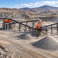 Station de concassage fixe de grande capacité 300t/h pour carrière, usine de traitement de pierres en vrac