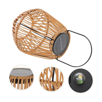 Lanterne solaire en rotin imperméable personnalisée, lumières LED suspendues / sur pied pour la décoration extérieure