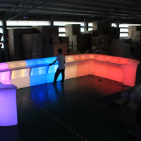 Comptoirs de bar commerciaux éclairés par LED, aspect élégant, produits rotomoulés