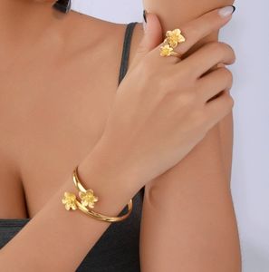 Conjunto de Joyería de Flores de Alta Gama, Estilo Punk, Chapado en Oro, Collar con Colgante de Flor, Pulsera, Anillo, Aretes - Product Image 6
