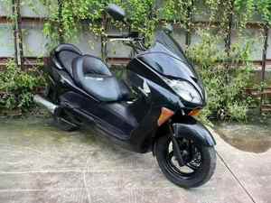 Motocicleta Usada <span class=keywords><strong>Honda</strong></span> Forza <span class=keywords><strong>250</strong></span>, Motocicleta de 250cc, <span class=keywords><strong>Scooter</strong></span> de Gasolina, Motocicleta Usada para Paseos Turísticos, Crucero, Motocicleta de Calle - Product Image 4