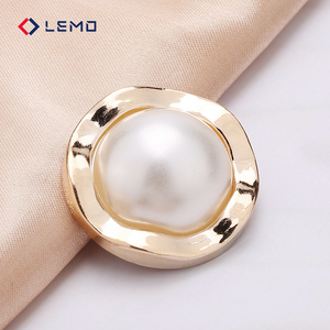 Botones Metálicos de Lujo con Logotipo Personalizado, Broches de Esmalte con Pedrería, Deslizadores de Cremallera, Accesorios de Costura para <span class=keywords><strong>Abrigos</strong></span> de Tweed, Suministros de Costura - Product Image 1