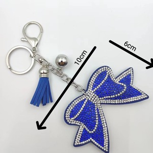 Llavero creativo con lazo y diamantes de imitación, bonito colgante de borla brillante para bolso, llavero de moda para mujer, venta al por mayor - Product Image 6
