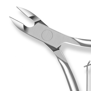 YaQin, venta al por mayor, pinzas afiladas para cutículas de acero inoxidable 420, cortador de uñas profesional para eliminar cutículas, tijeras con logotipo personalizado - Product Image 2