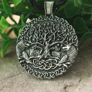 Colgante amuleto vikingo retro estilo Borre con doble serpiente, Noruega, siglo X, colgante talismán celta con dragón para hombre - Product Image 4