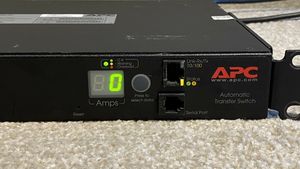 สวิตช์โอนถ่ายอัตโนมัติ (ATS) รุ่น AP7721 Netshelter Rack ขนาด 1U 10A, เฟสเดียว, สวิตช์โอนถ่ายอัตโนมัติ - Product Image 2