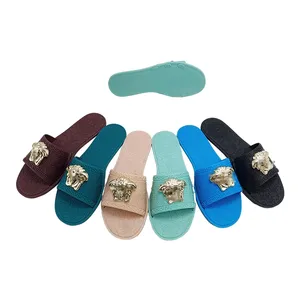 New Fashion Elegant Flat Slippers Casual Beach Women Sandals Plain Jelly Shoes For Women And Ladies