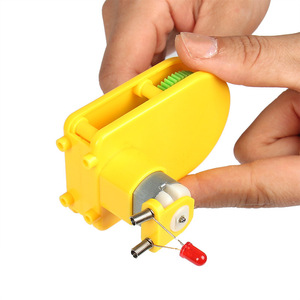 Detachable hand-cranked generator experiment kit for primary and secondary school students' <b>physics</b> experiments and children's - Product Image 1