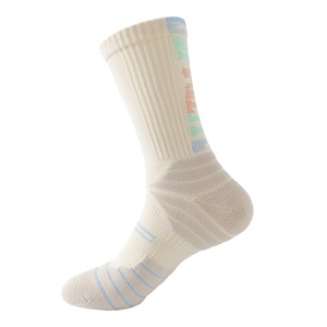 Athletic Socks Mid-Calf Breathable Nylon Basketball Socks With Gradient Letter Design - Product Image 5